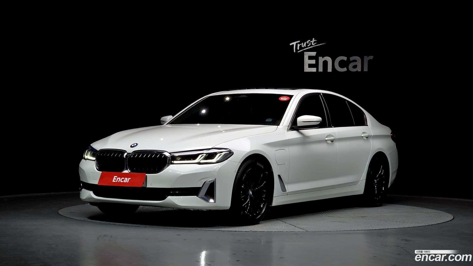 Main__Slider__Photo:5-Series BMW 2021.5-0