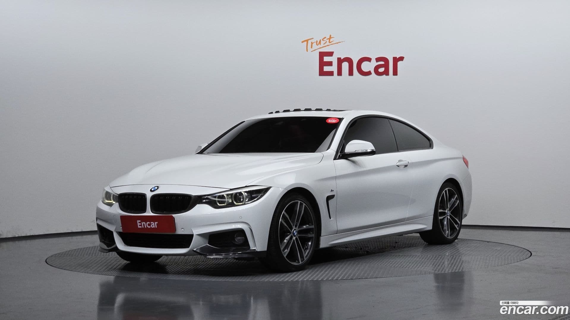 Main__Slider__Photo:4-Series BMW 2018.6-0