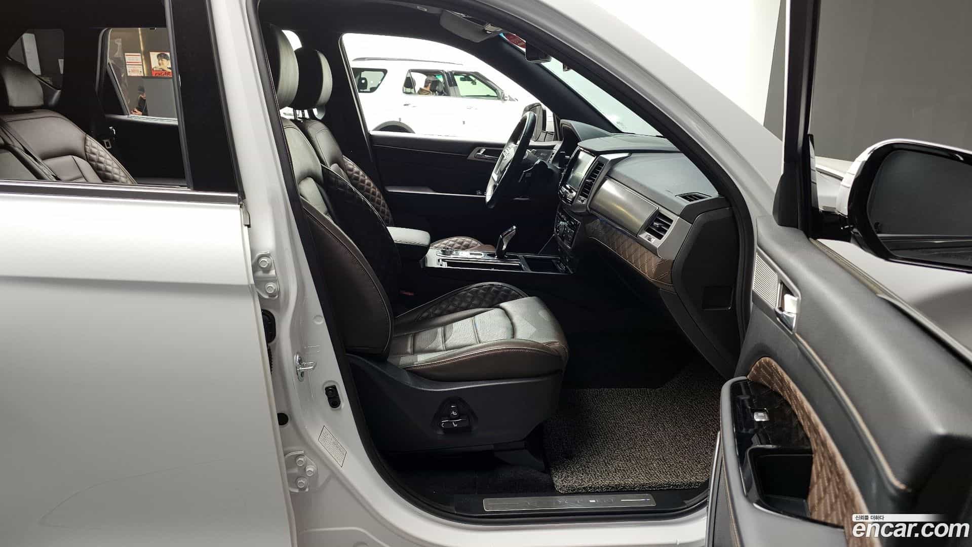 Rexton KG Mobility 2021.4-OPTION-015