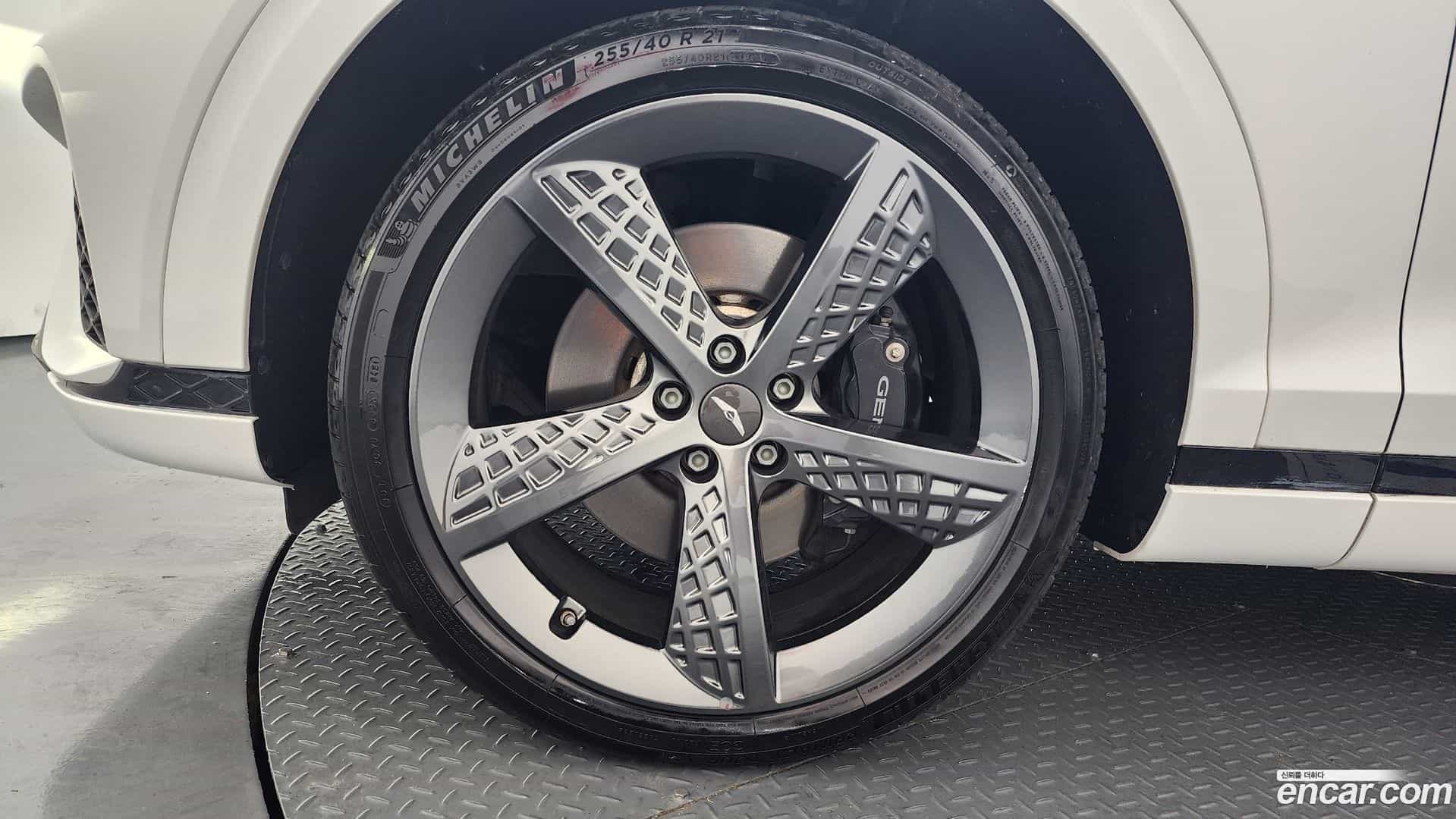 GV70 Genesis 2021.11-OUTER-005