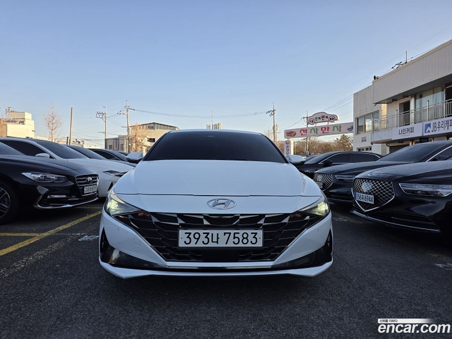 Main__Slider__Photo:AVANTE Hyundai 2021.11-0