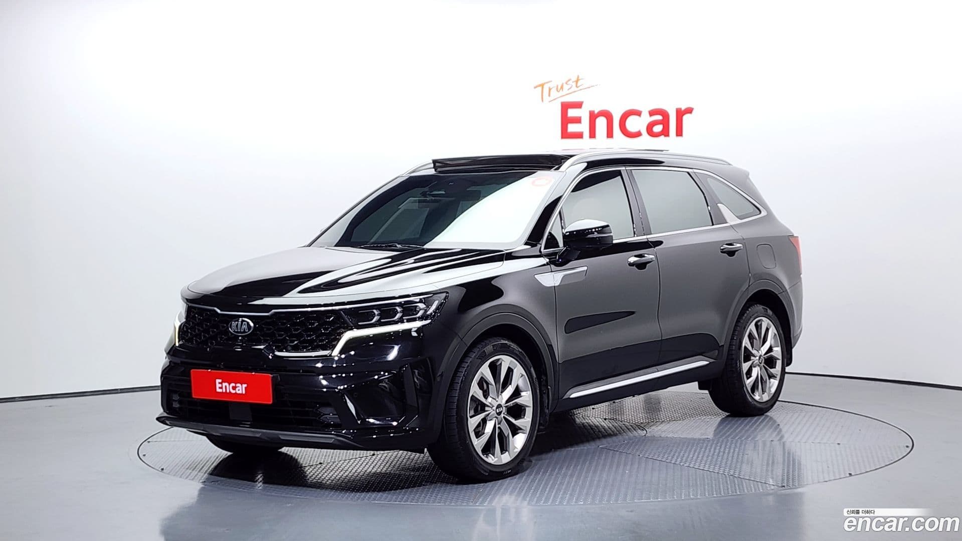 Main__Slider__Photo:Sorento Kia 2020.8-0
