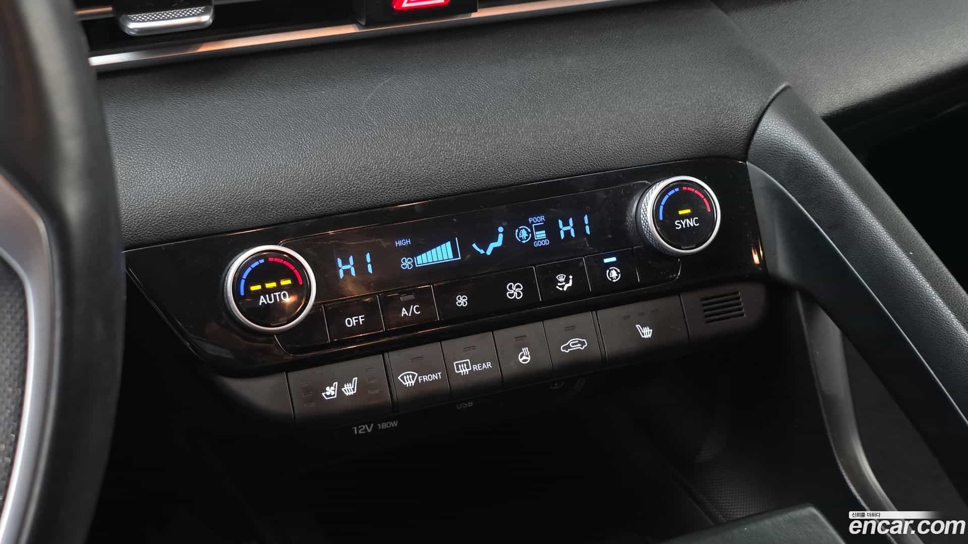 AVANTE Hyundai 2020.6-OPTION-022