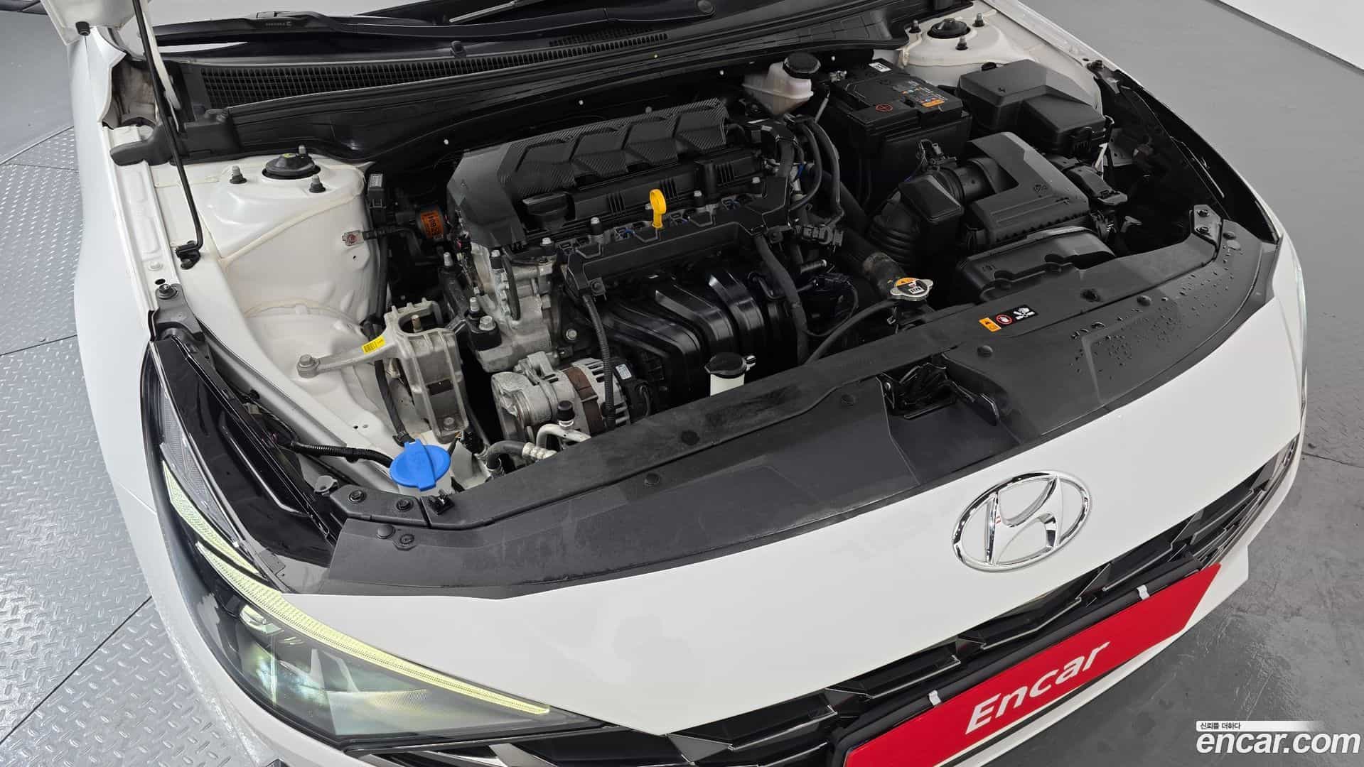 AVANTE Hyundai 2021.11-INNER-006