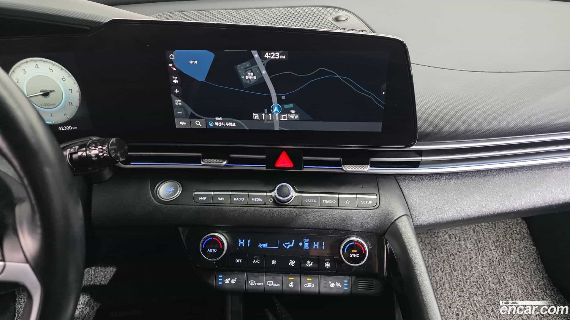 AVANTE Hyundai 2021.11-OPTION-018