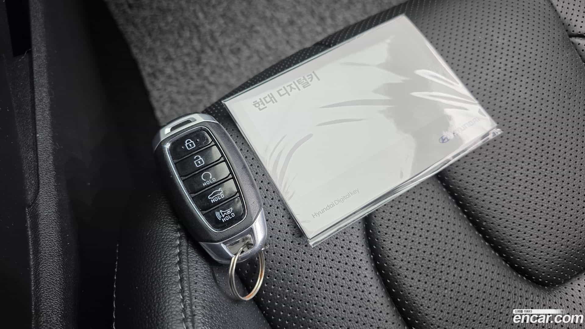 AVANTE Hyundai 2021.11-OPTION-023
