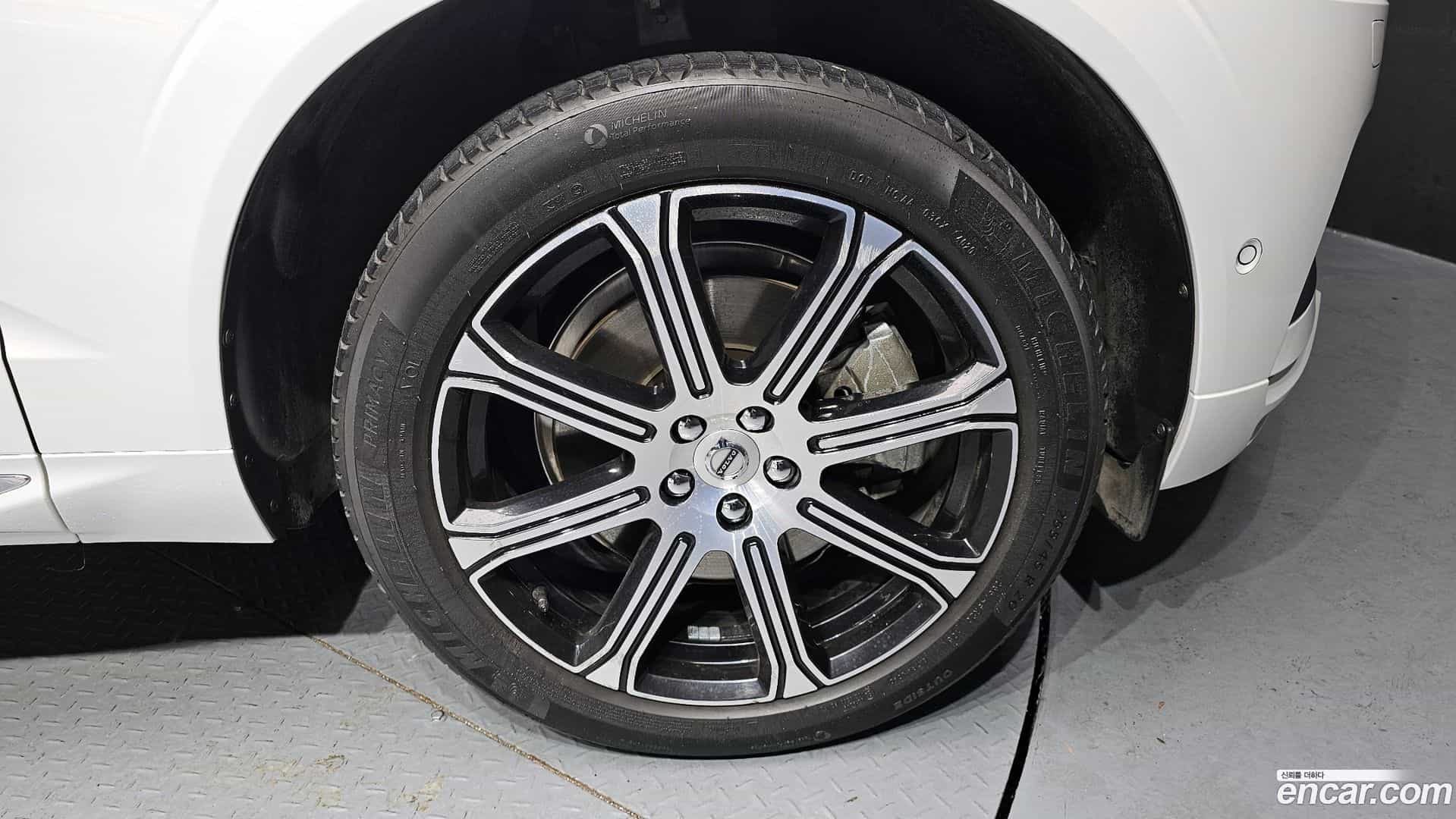 XC60 Volvo 2021.3-OUTER-005