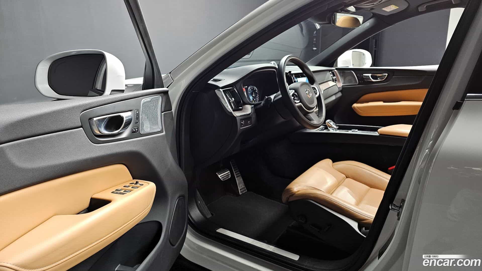 XC60 Volvo 2021.3-OPTION-016
