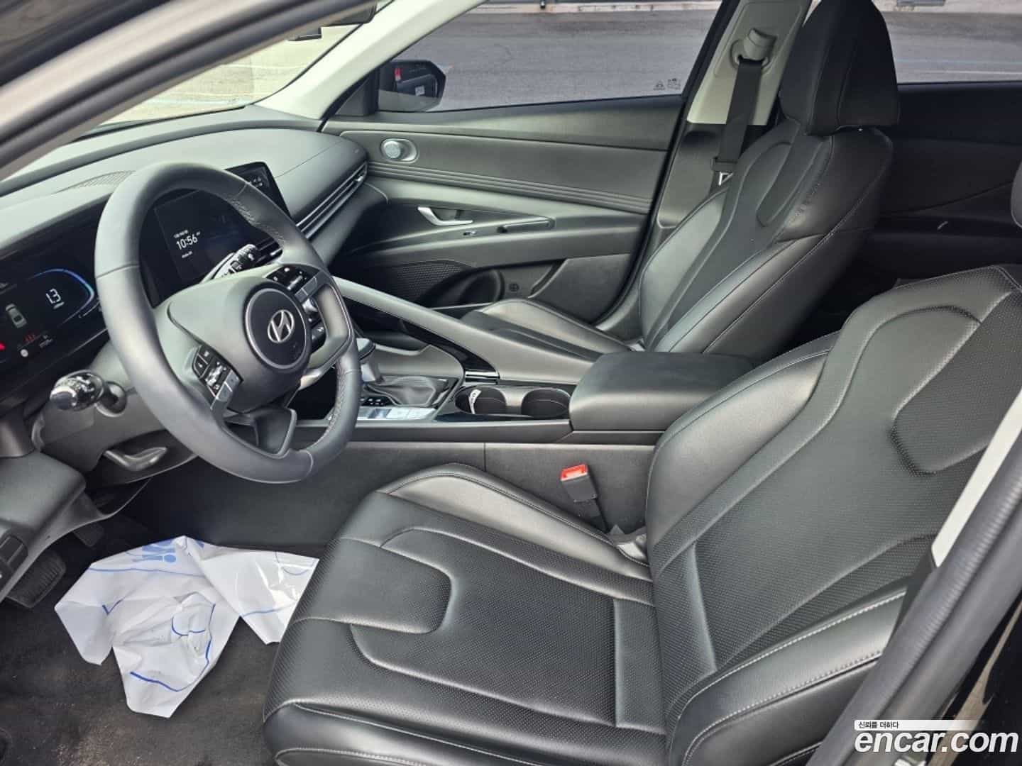 AVANTE Hyundai 2024.4-INNER-009