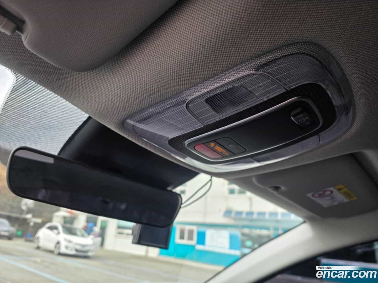 AVANTE Hyundai 2024.4-OPTION-017