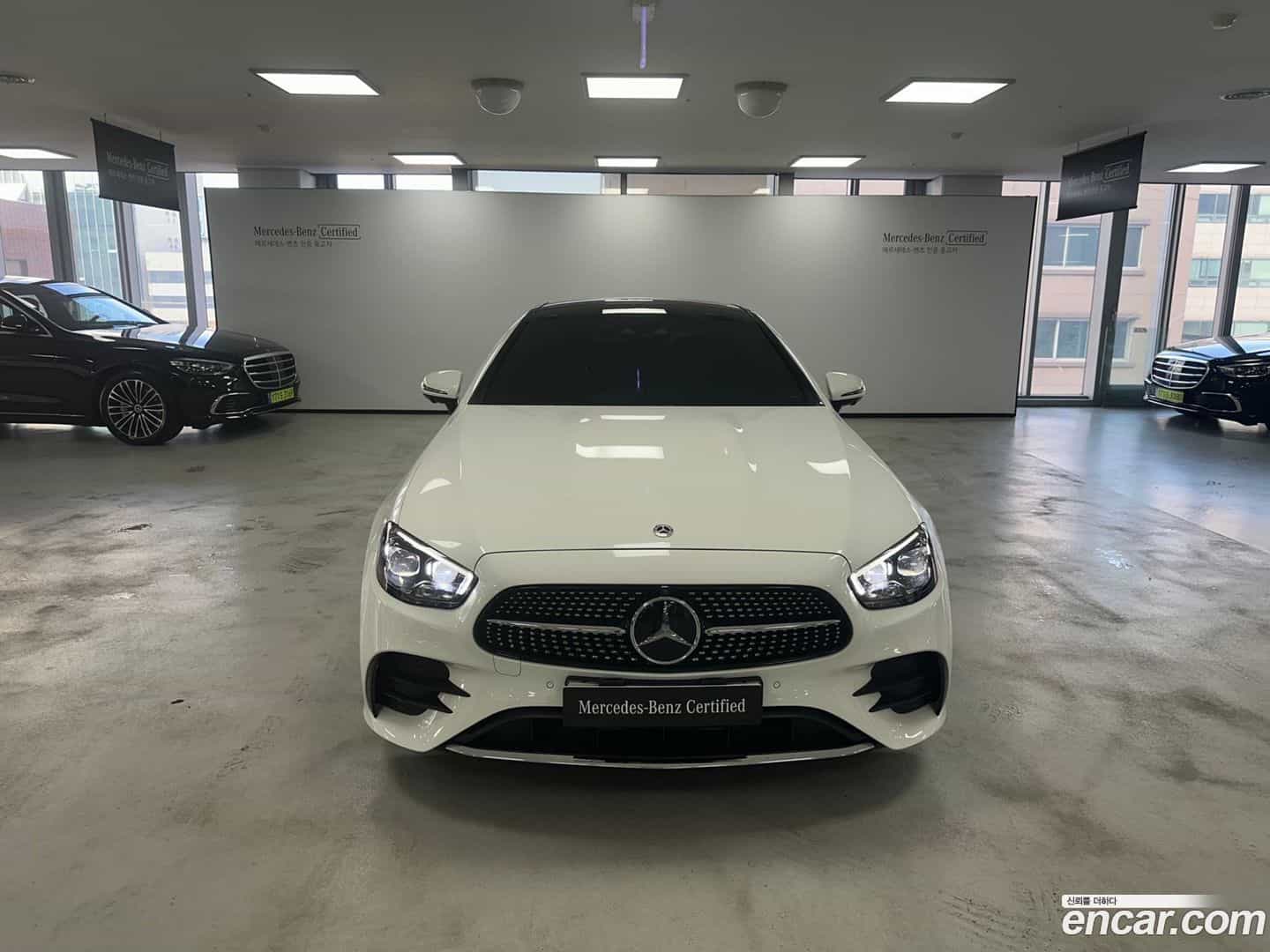 E-Class Mercedes-Benz 2023.4-OUTER-003
