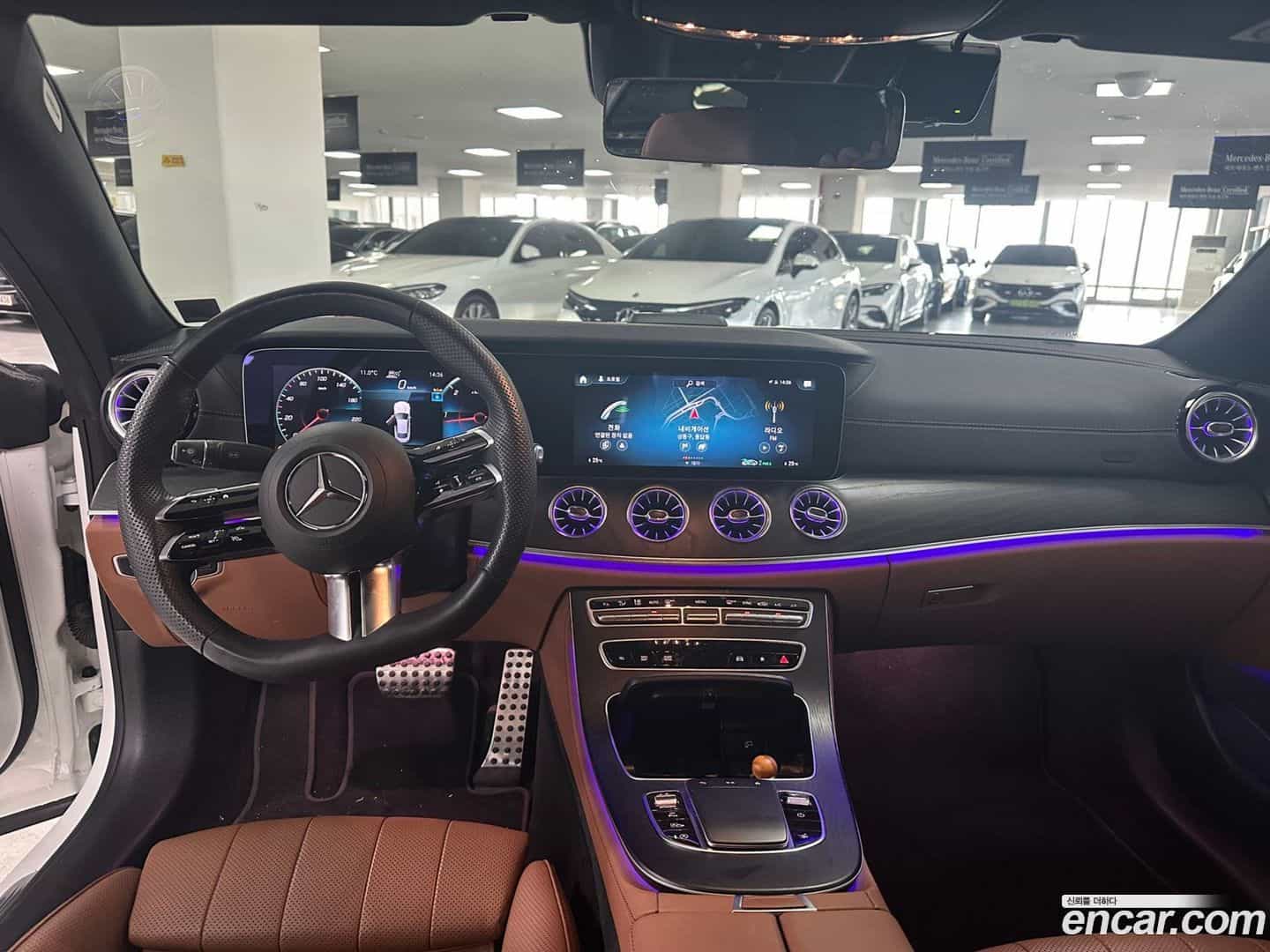 E-Class Mercedes-Benz 2023.4-INNER-007