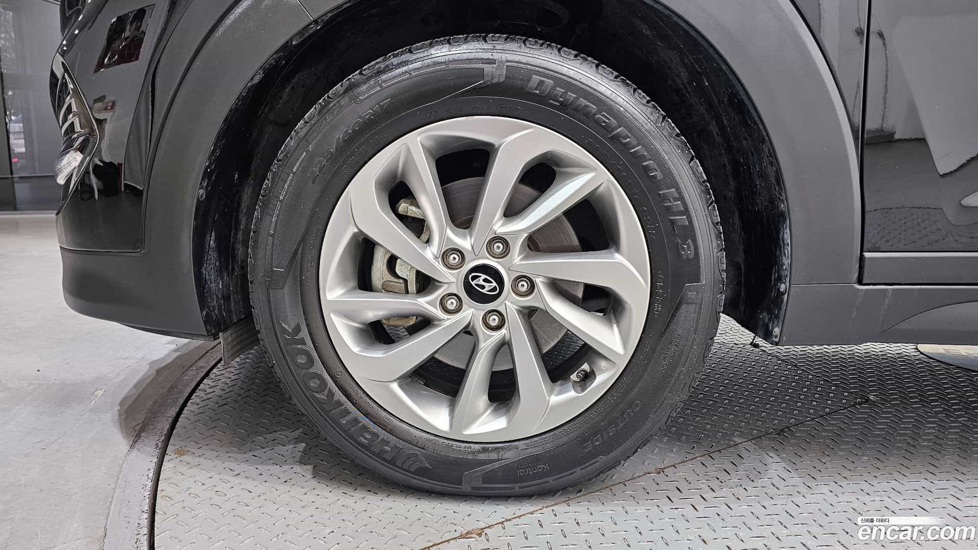 Tucson Hyundai 2017.11-OUTER-005