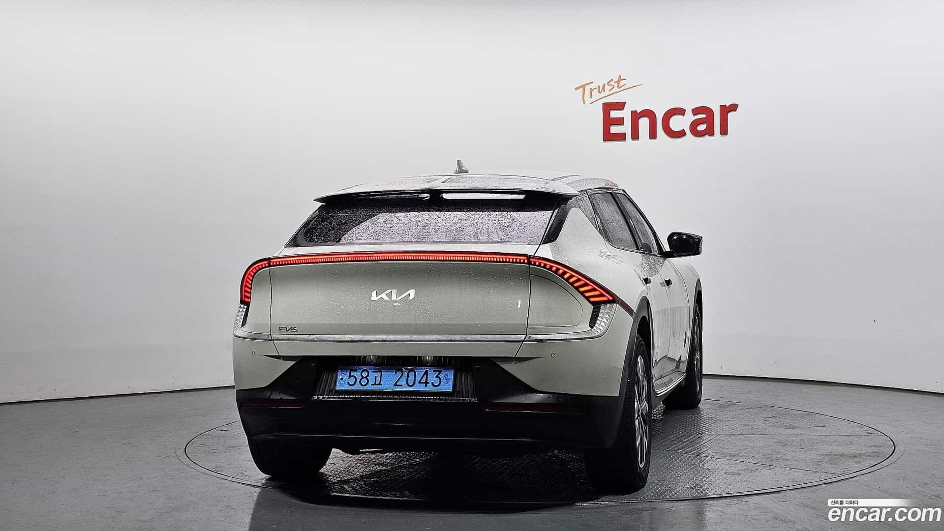 EV6 Kia 2021.10-OUTER-004