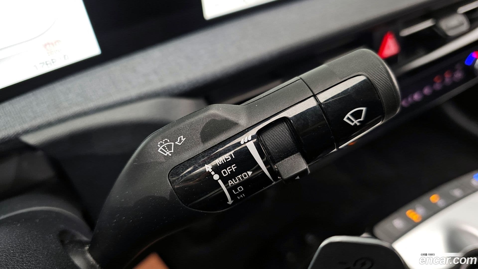 Main__Slider__Photo:EV6 Kia 2021.10-15