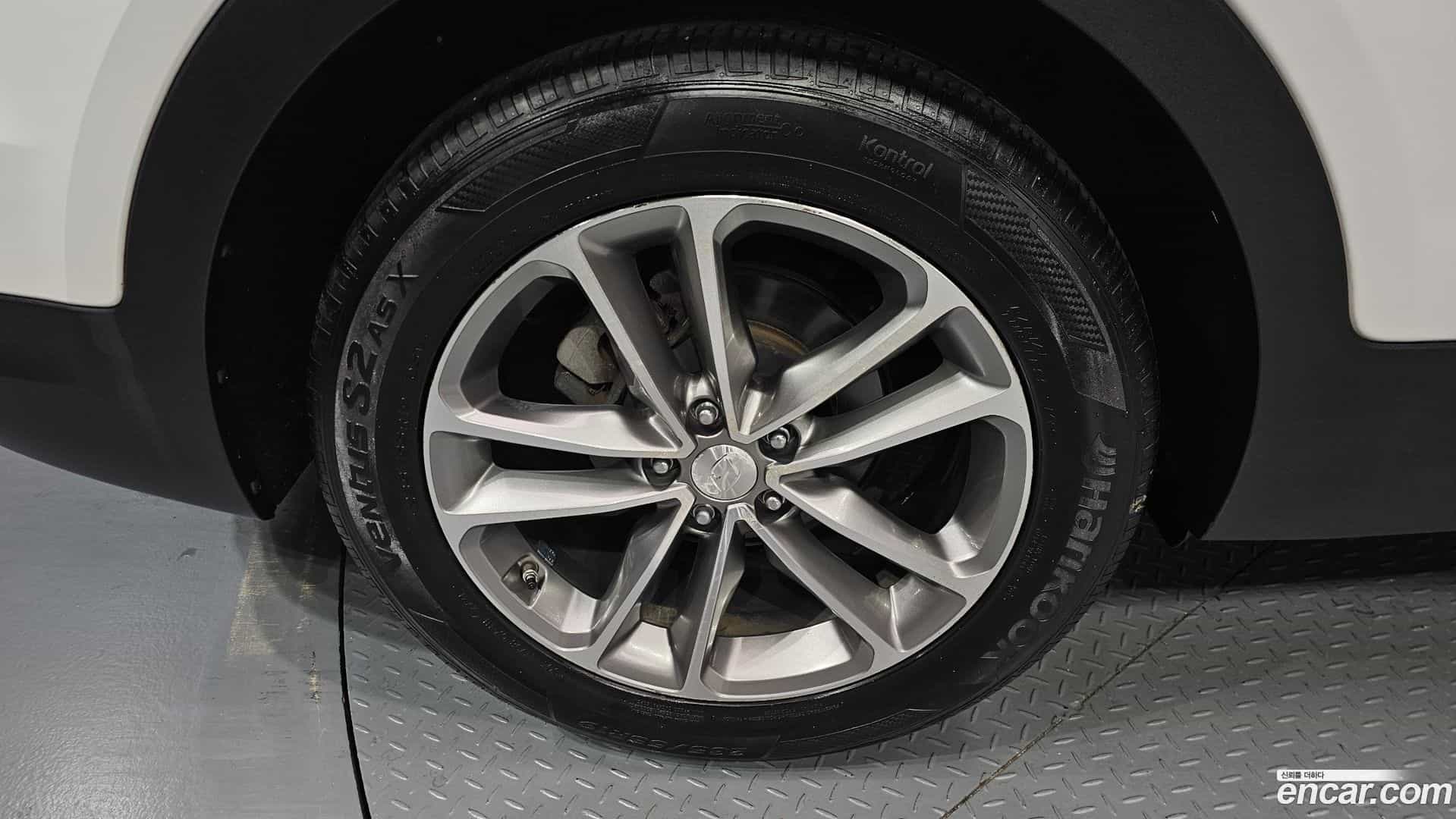 Santafe Hyundai 2016.6-OUTER-005