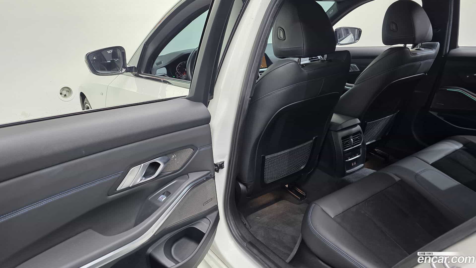 3-Series BMW 2021.3-OPTION-022