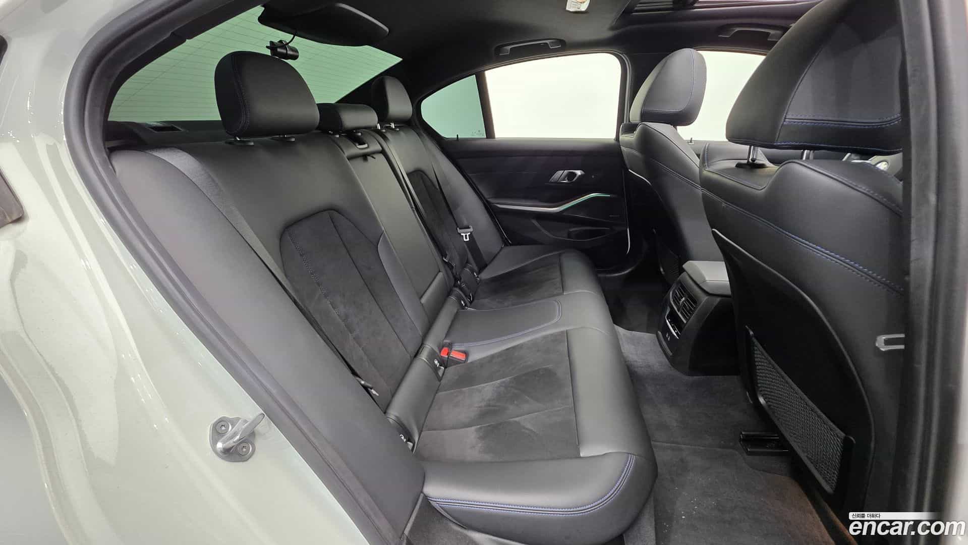 3-Series BMW 2021.3-OPTION-023