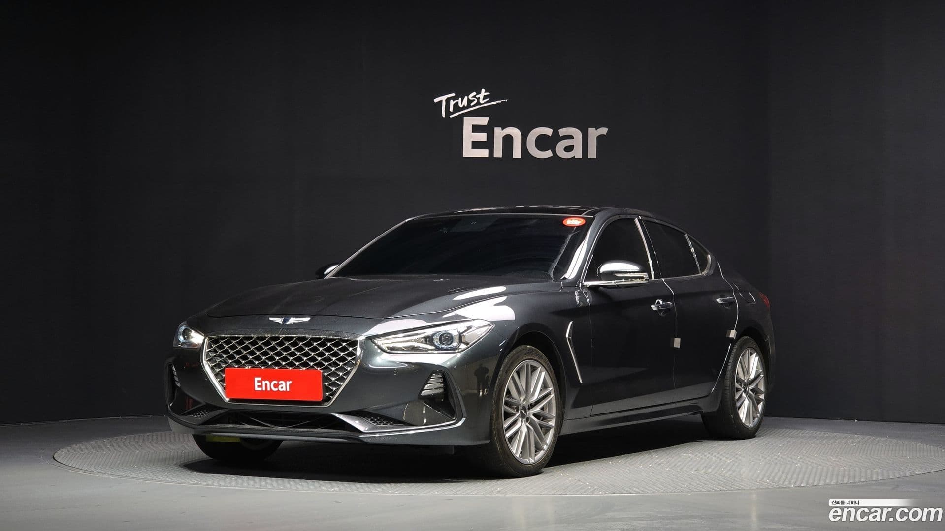 Main__Slider__Photo:G70 Genesis 2019.0-0
