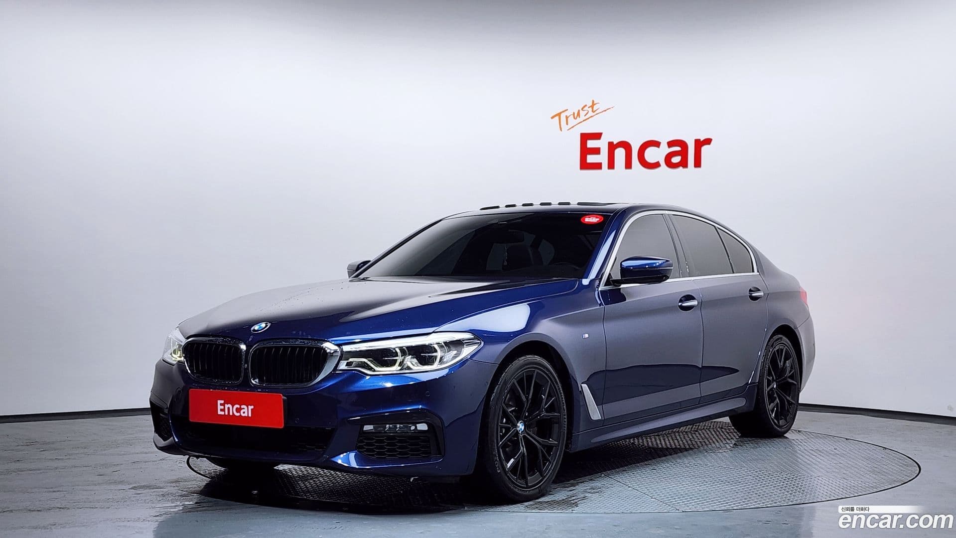 Main__Slider__Photo:5-Series BMW 2018.0-0