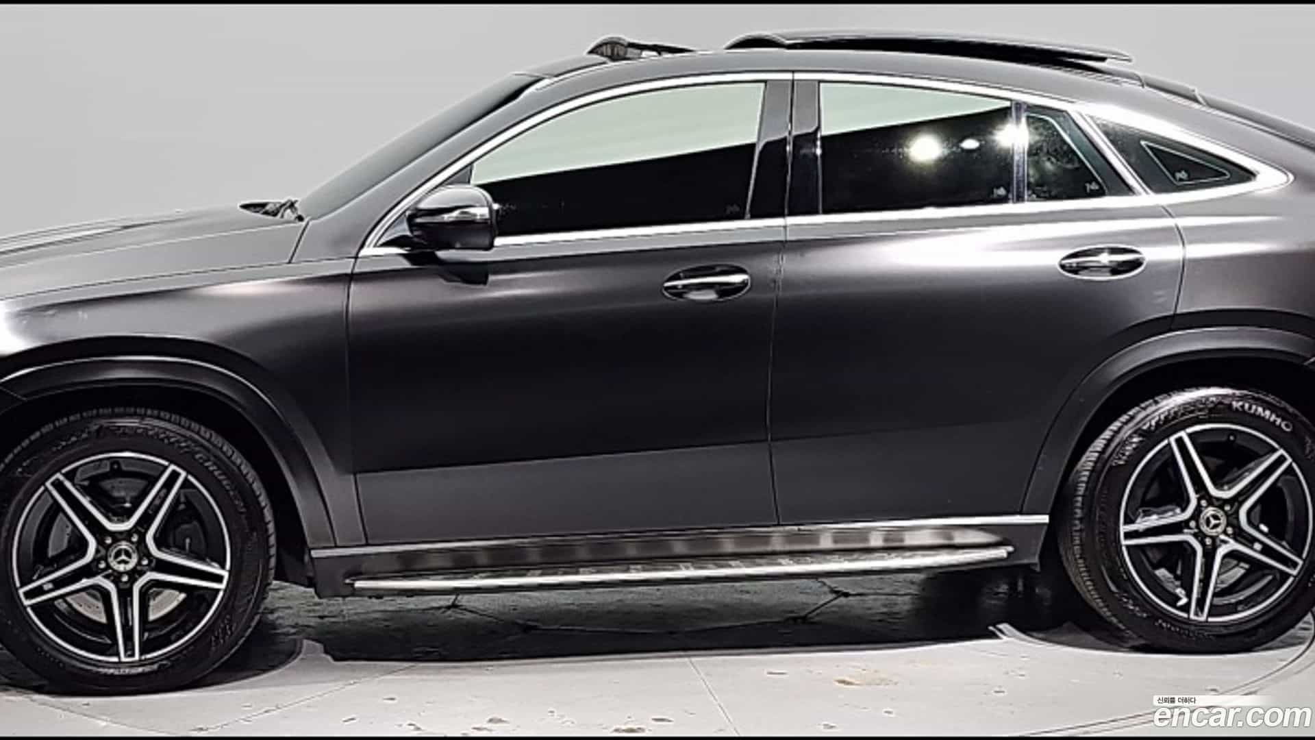 GLE-Class Mercedes-Benz 2021.1-OUTER-003