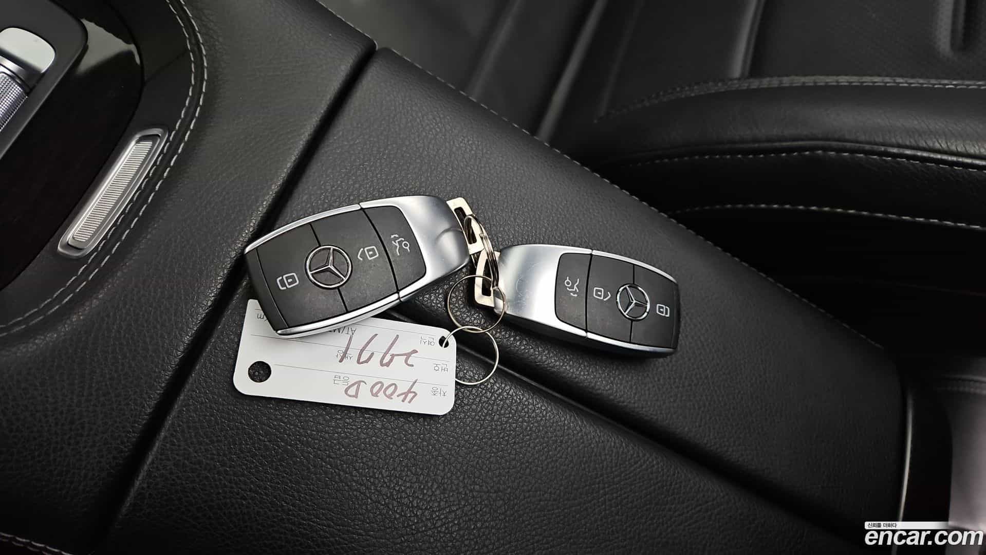 GLE-Class Mercedes-Benz 2021.1-OPTION-018