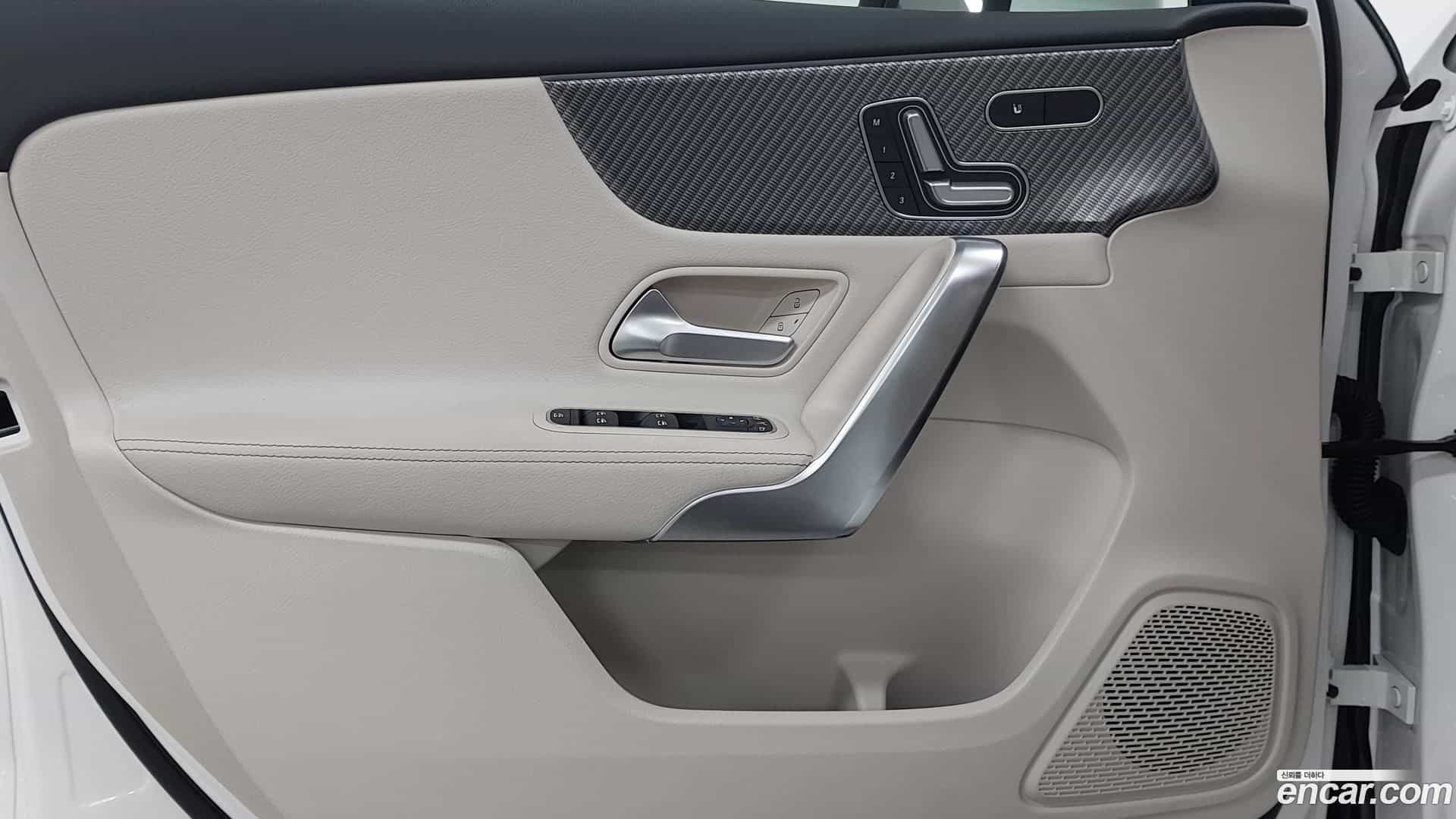 A-Class Mercedes-Benz 2025.7-OPTION-019