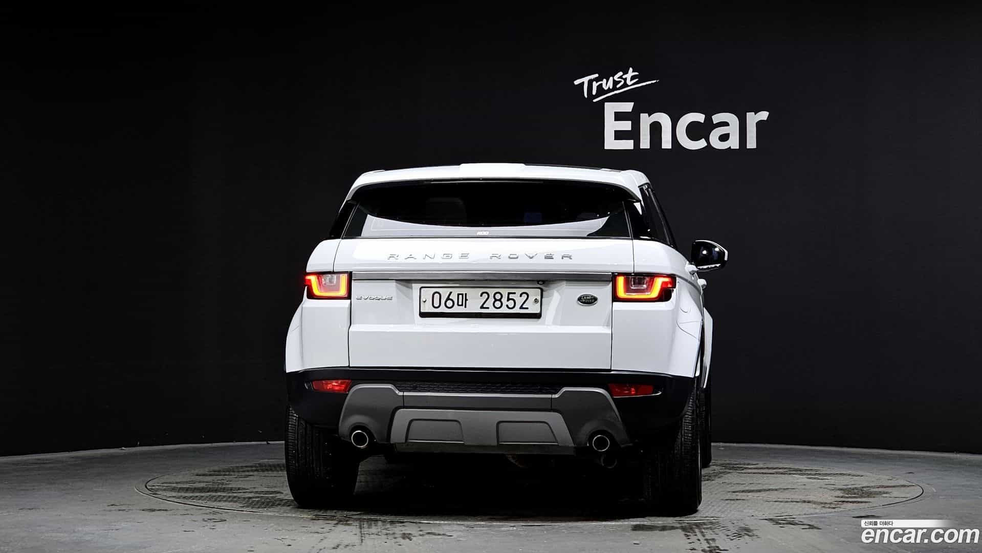 Range Rover Evoque Land Rover 2018.1-OUTER-004