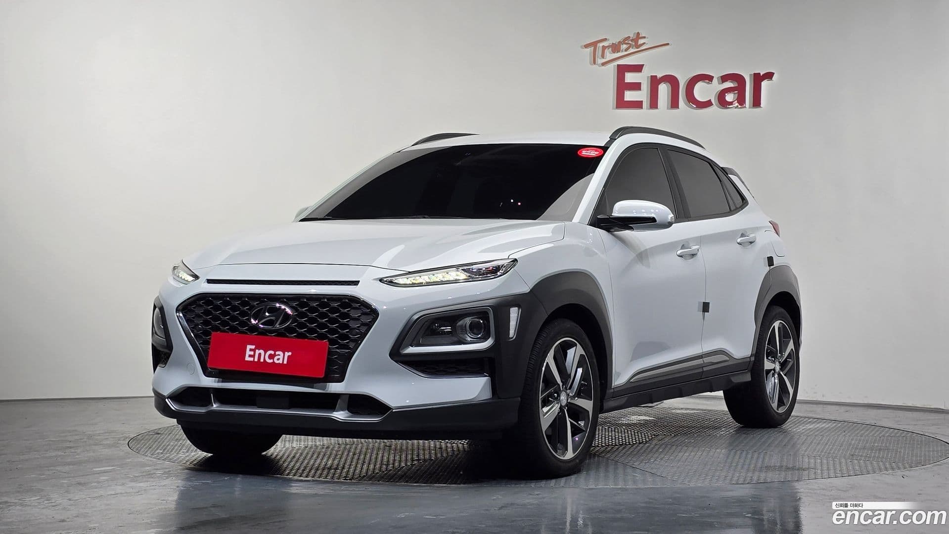 Main__Slider__Photo:Kona Hyundai 2019.10-0
