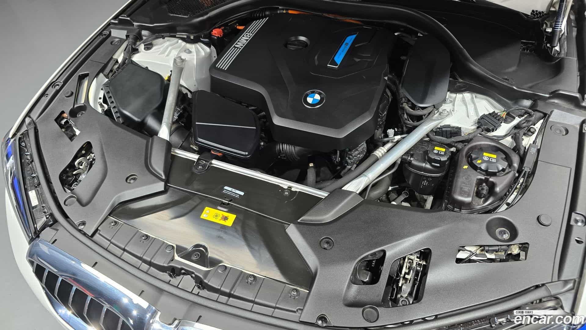 5-Series BMW 2022.2-INNER-006