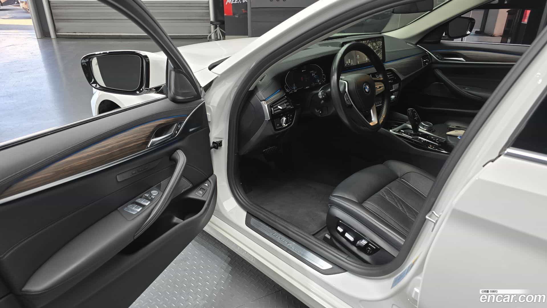 5-Series BMW 2022.2-OPTION-015