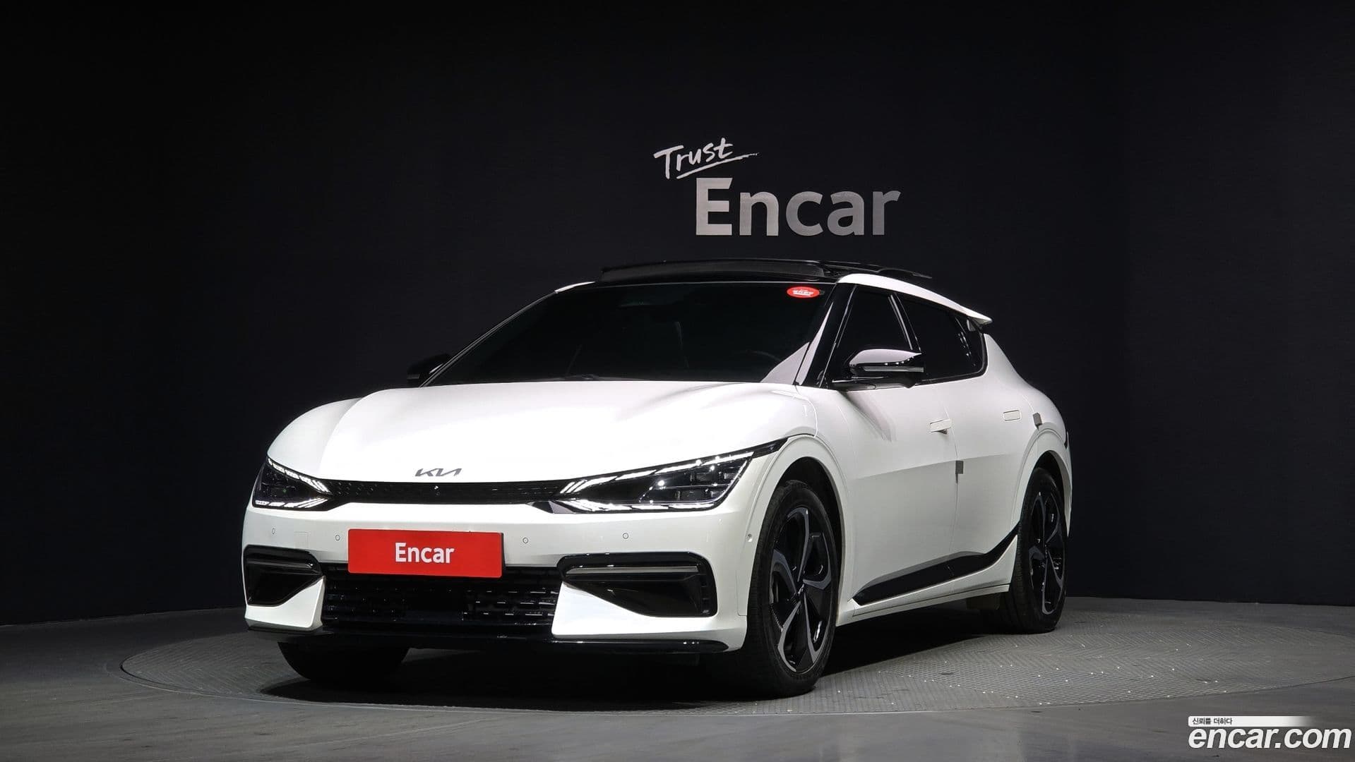 Main__Slider__Photo:EV6 Kia 2023.6-0
