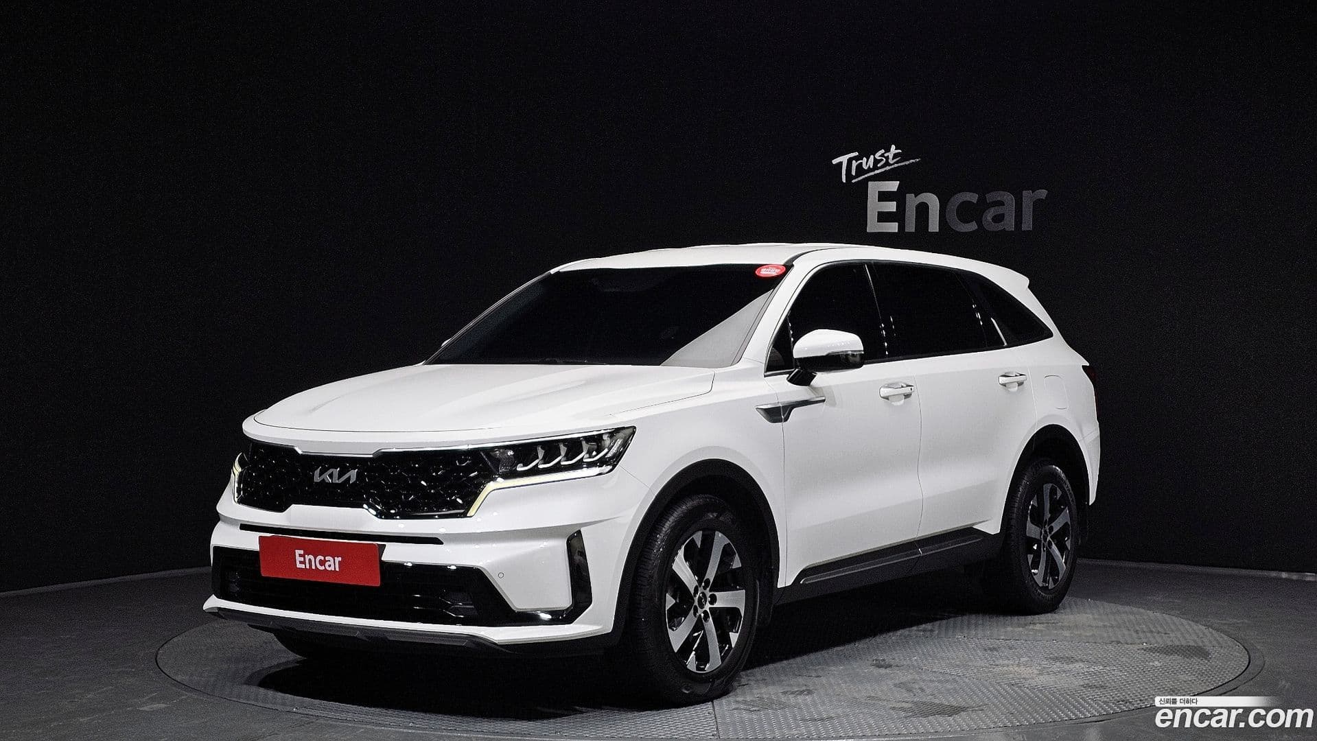 Main__Slider__Photo:Sorento Kia 2021.11-0