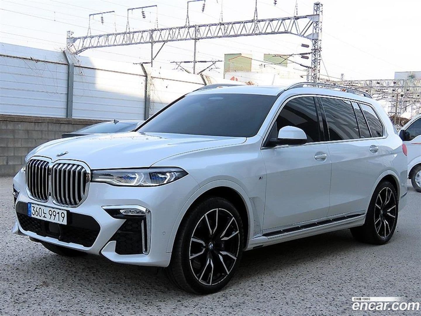 Main__Slider__Photo:X7 BMW 2022.7-0