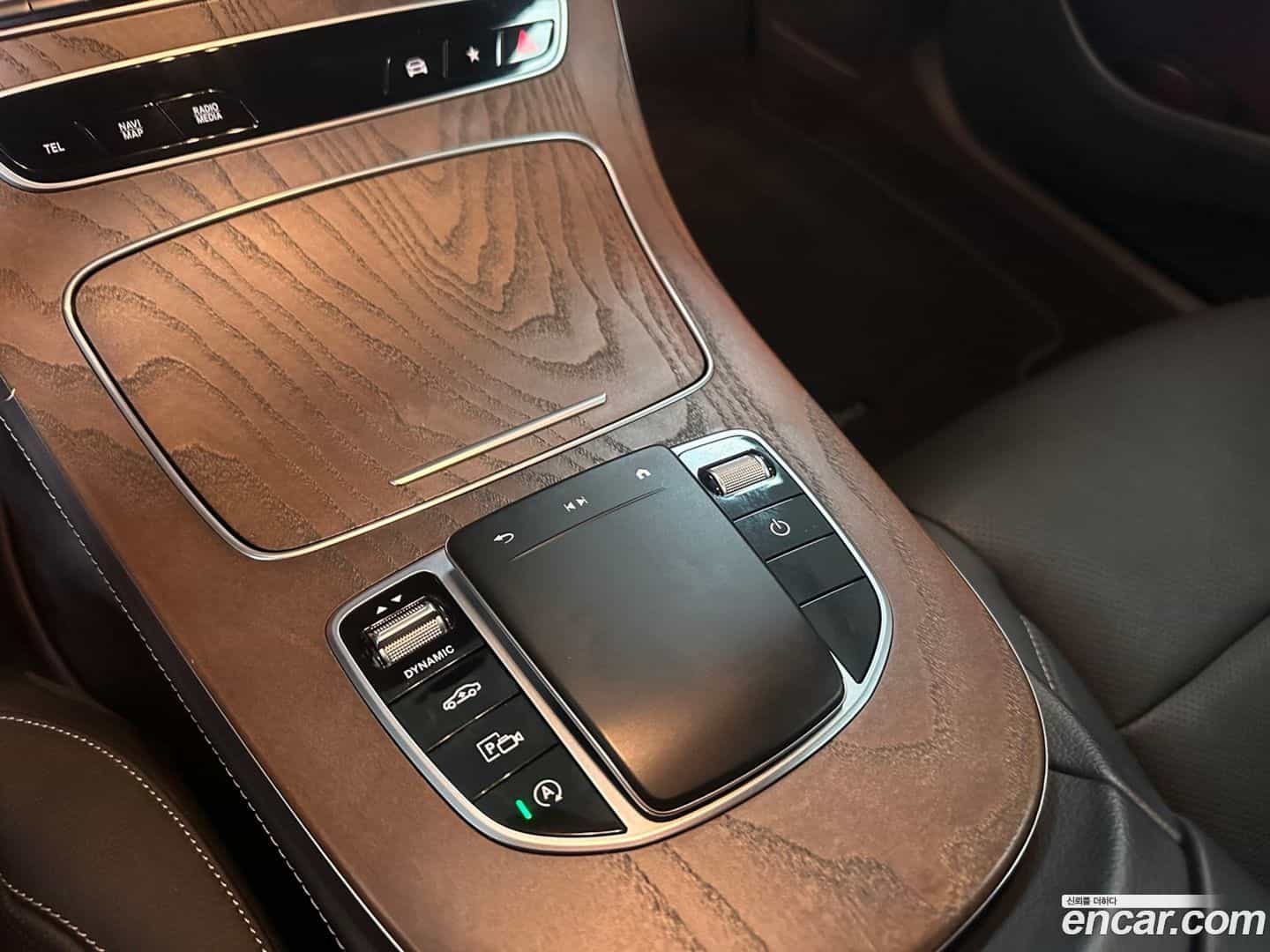 E-Class Mercedes-Benz 2021.11-OPTION-017