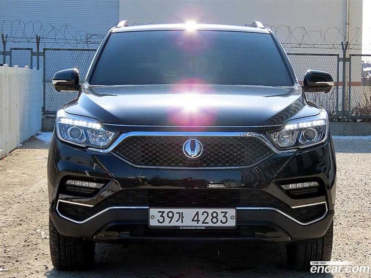 Main__Slider__Photo:Rexton KG Mobility 2018.2-0
