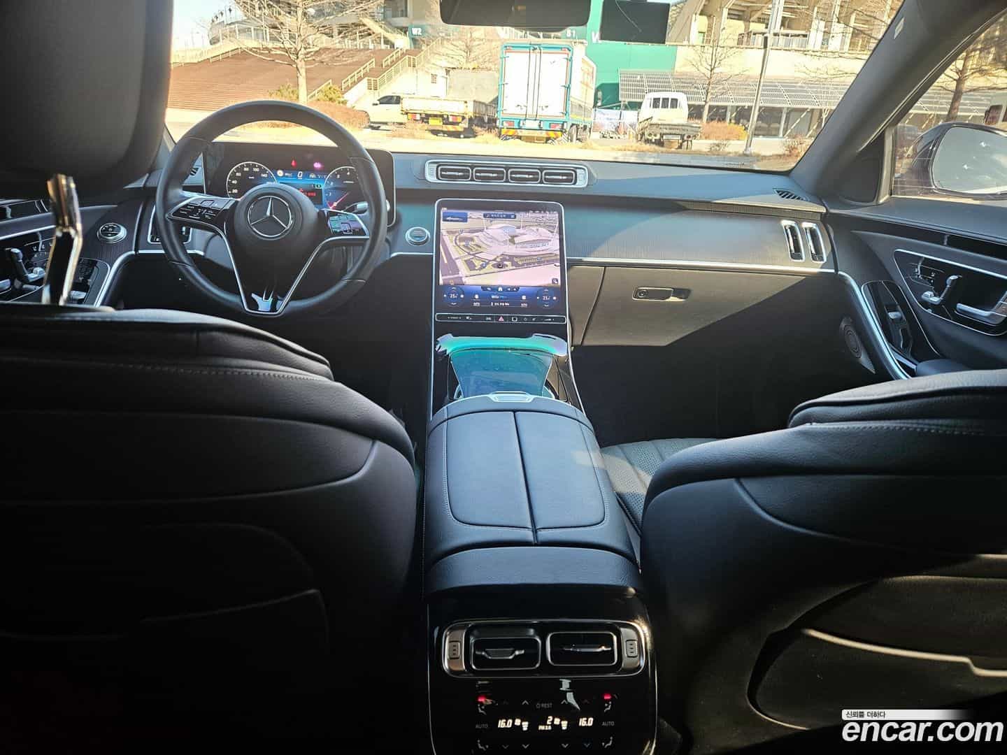 S-Class Mercedes-Benz 2022.6-INNER-008