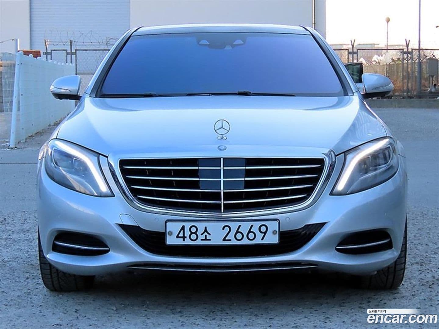 Main__Slider__Photo:S-Class Mercedes-Benz 2015.0-0