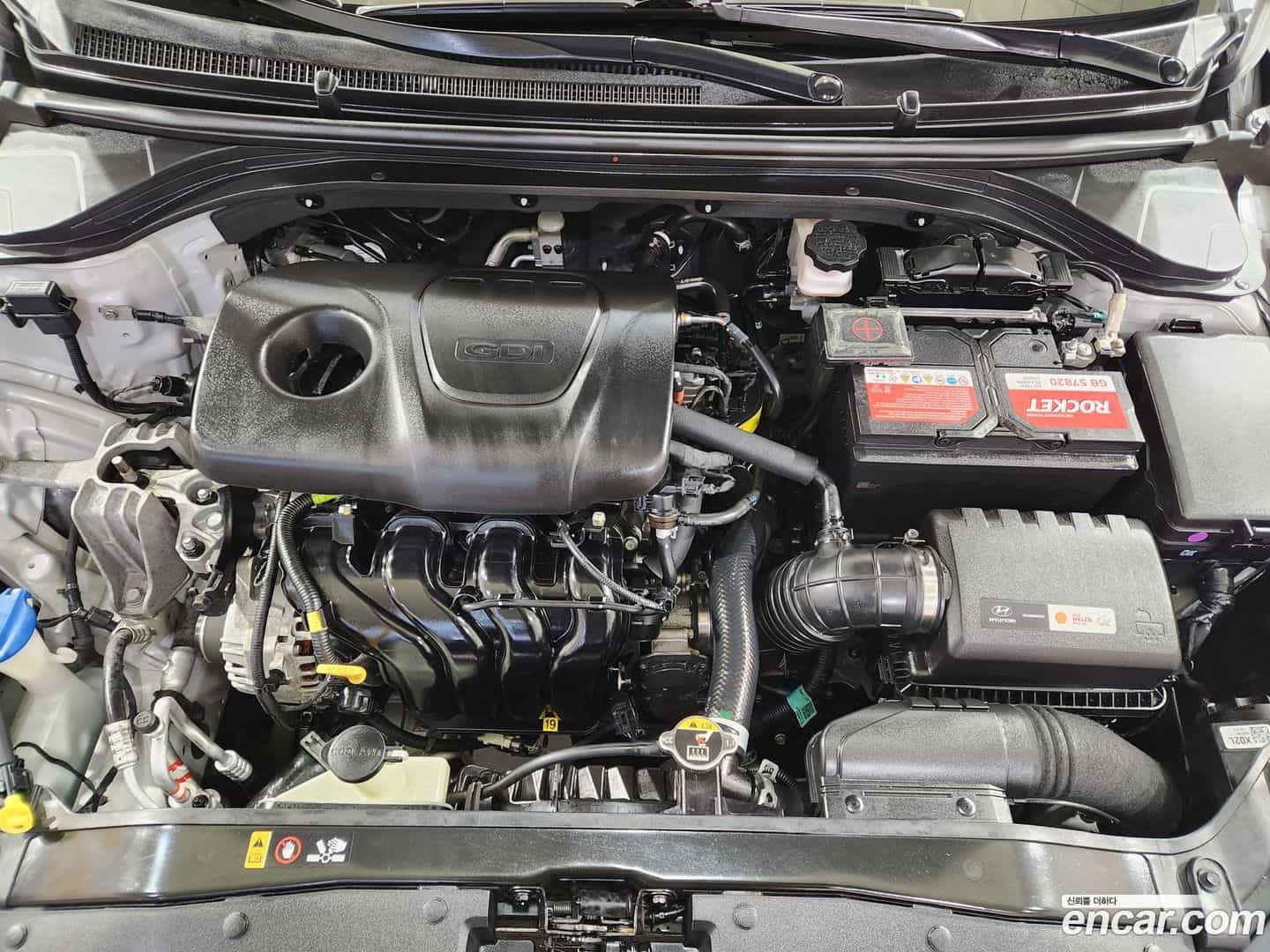 AVANTE Hyundai 2018.0-INNER-009