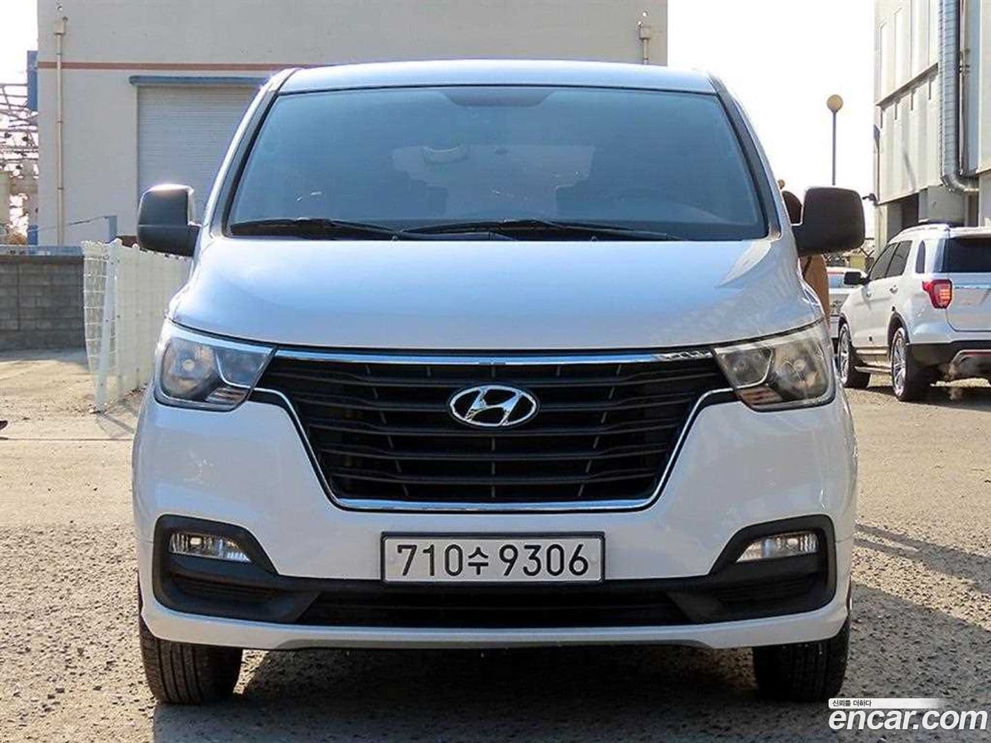 Main__Slider__Photo:Starex Hyundai 2019.10-0