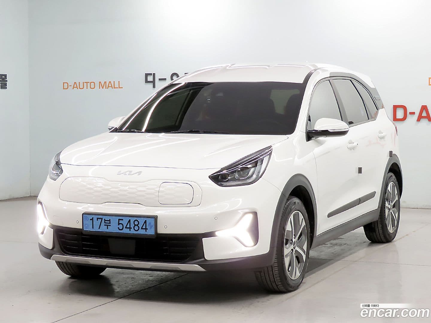 Main__Slider__Photo:Niro Kia 2022.7-0