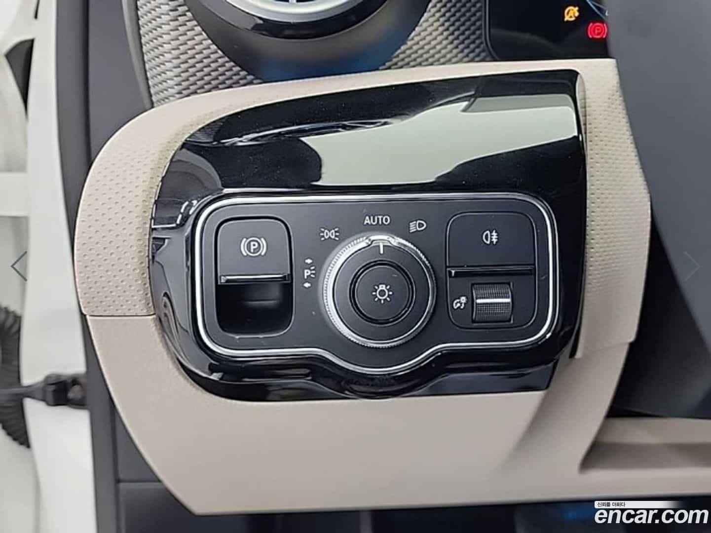 A-Class Mercedes-Benz 2022.1-OPTION-022