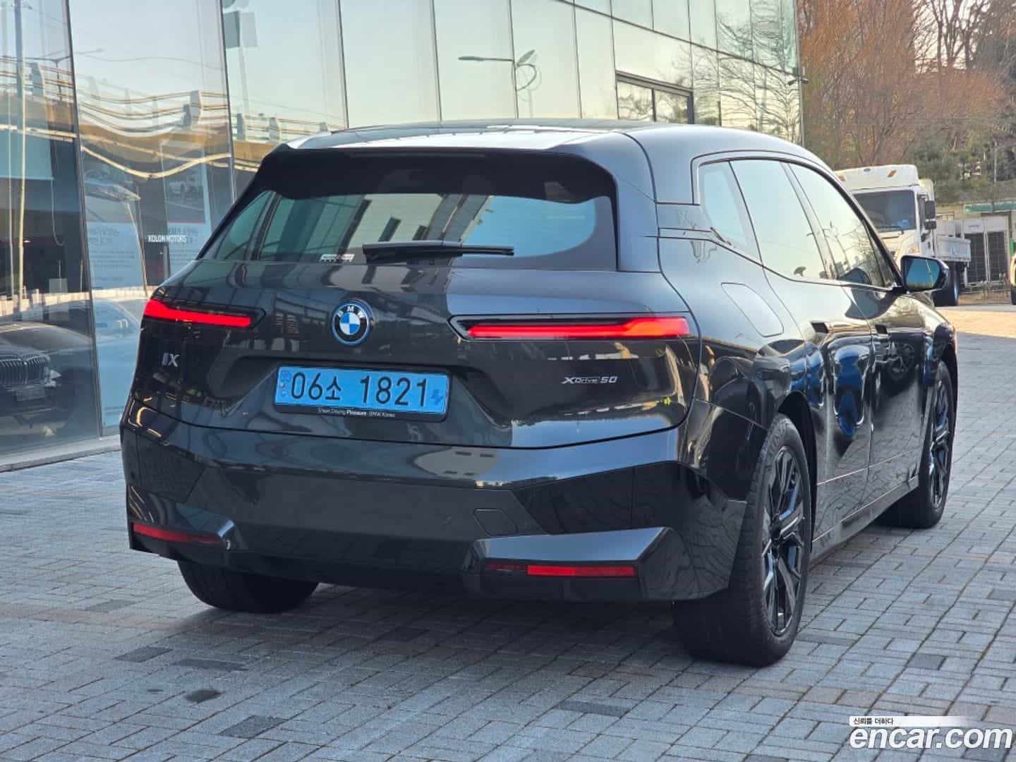 iX BMW 2025.3-OUTER-004
