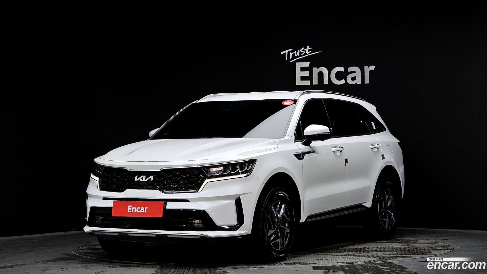 Main__Slider__Photo:Sorento Kia 2023.1-0