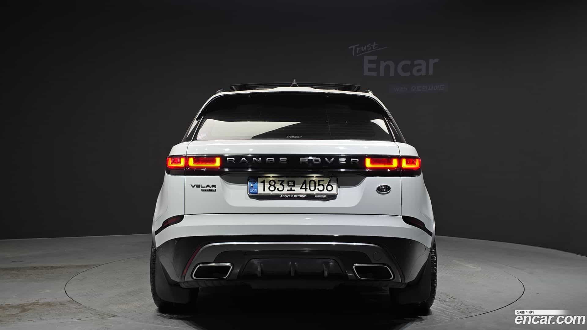 Range Rover Velar Land Rover 2020.10-OUTER-004