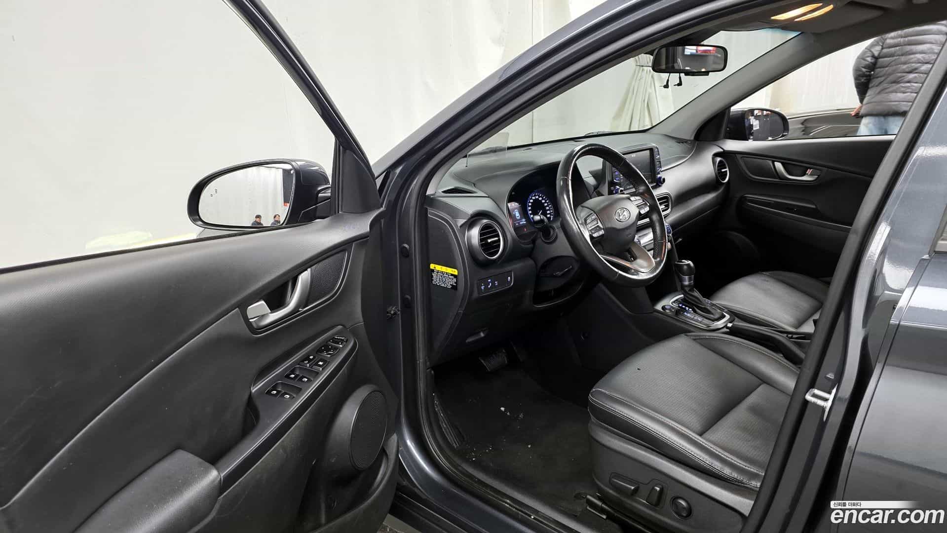 Kona Hyundai 2017.9-INNER-010