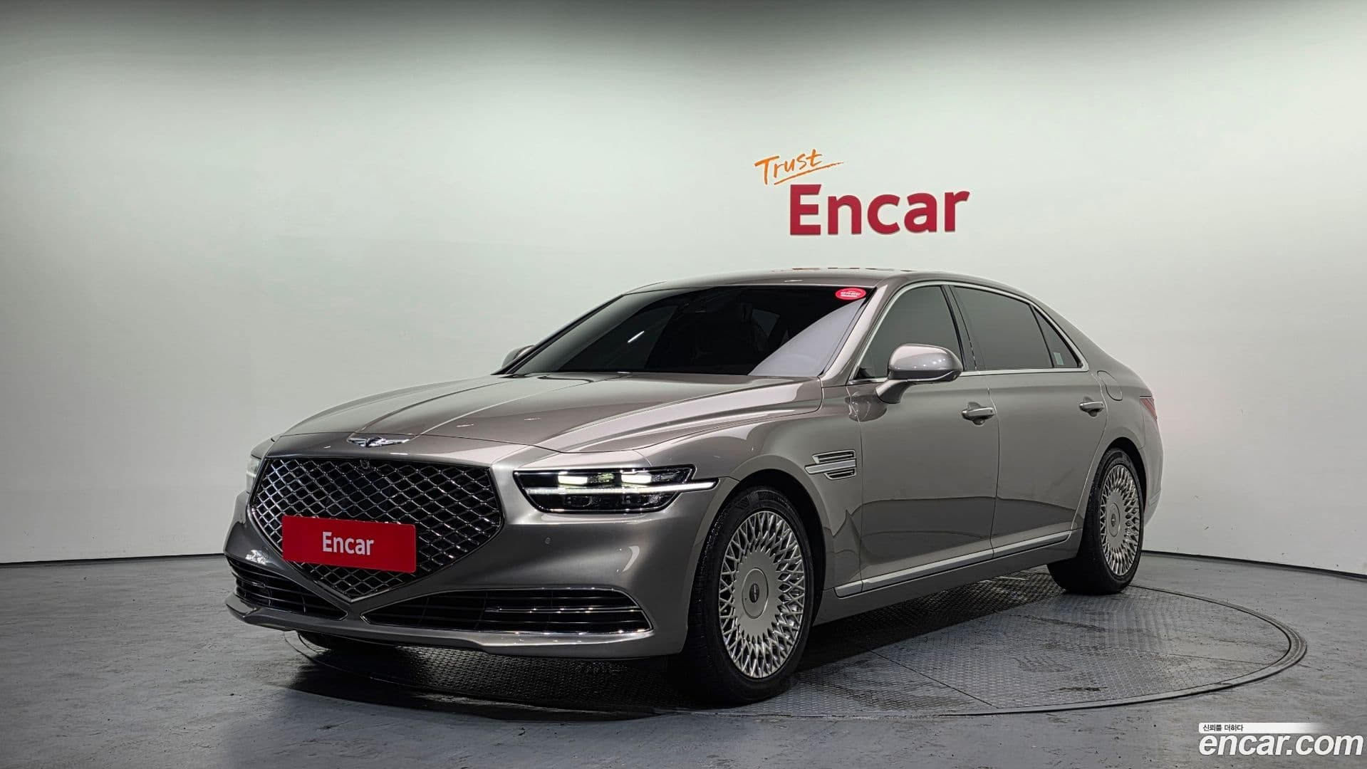 Main__Slider__Photo:G90 Genesis 2019.3-0