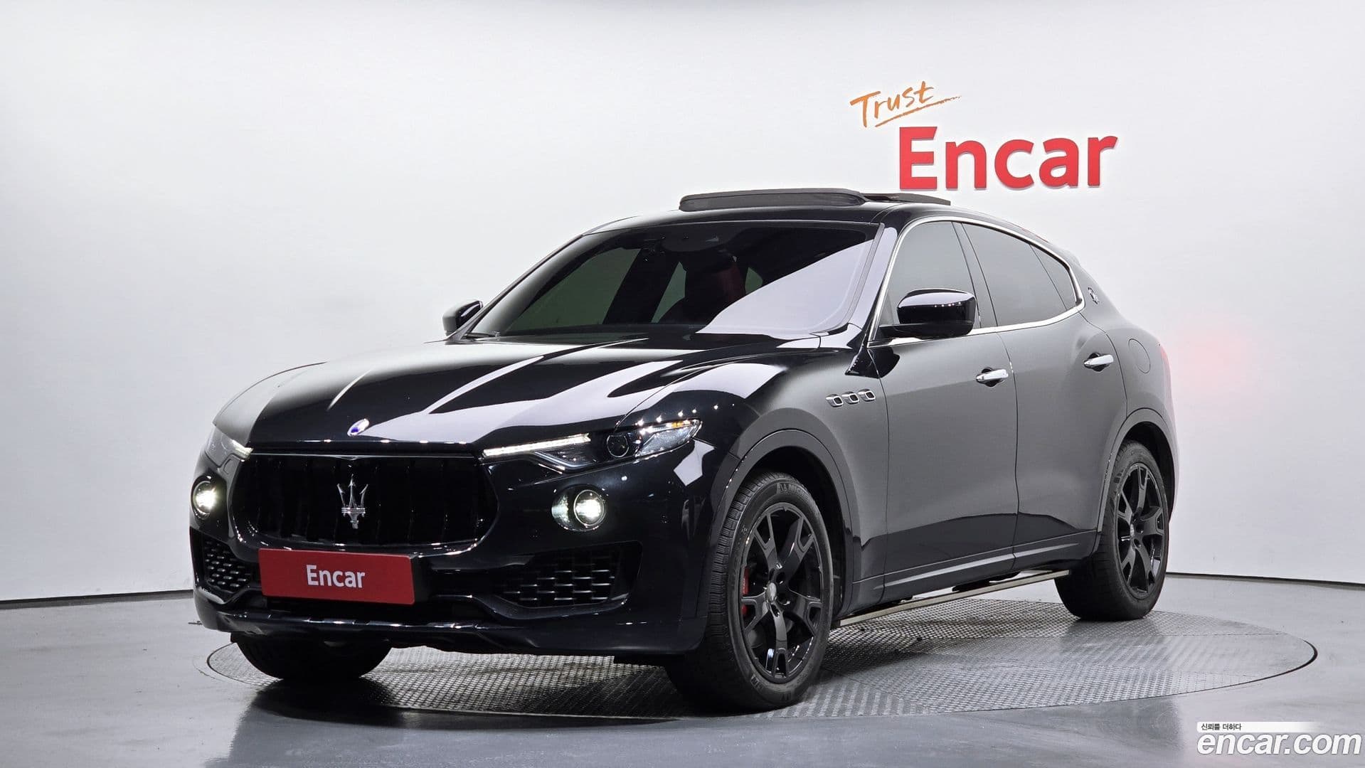 Main__Slider__Photo:Levante Maserati 2017.1-0