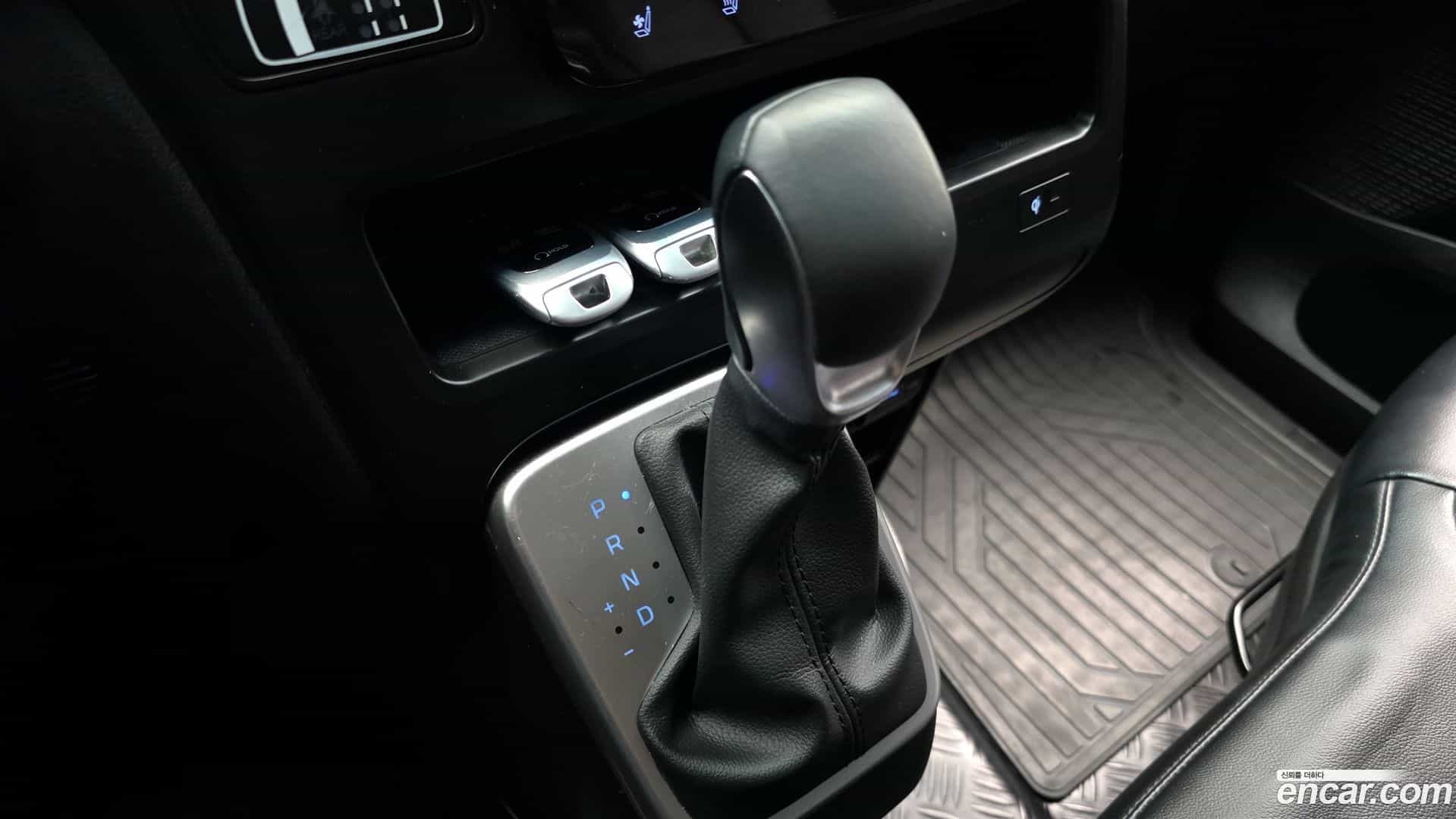 Staria Hyundai 2022.7-INNER-009