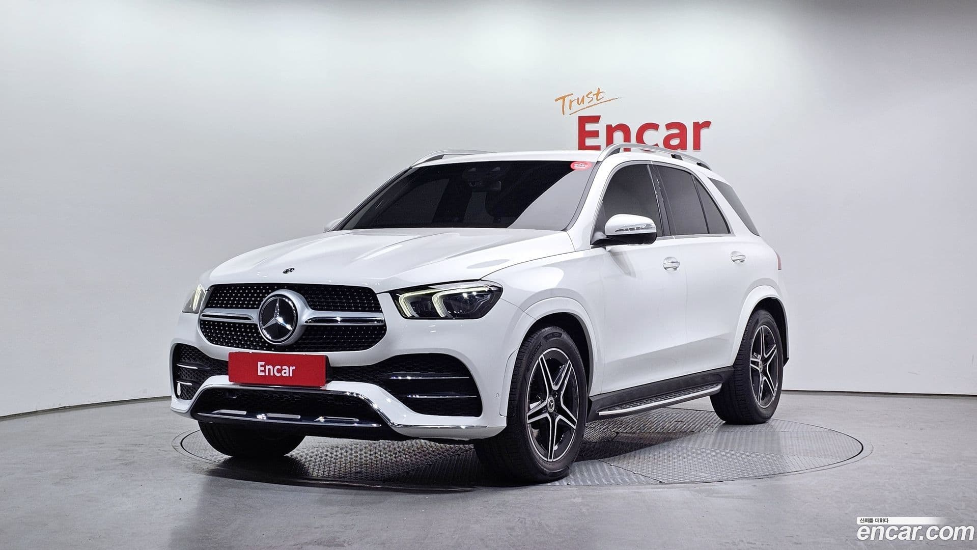 Main__Slider__Photo:GLE-Class Mercedes-Benz 2019.11-0